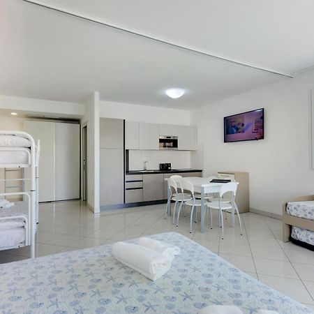 Residence I Diamanti Cervia Esterno foto